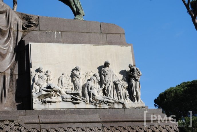 Пригоди українців в Італії – 73