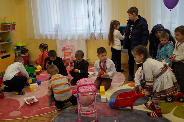 У Тересві відкрили оновлений дитсадок "Веселка" – 15 У Тересві відкрили оновлений дитсадок "Веселка" – 15