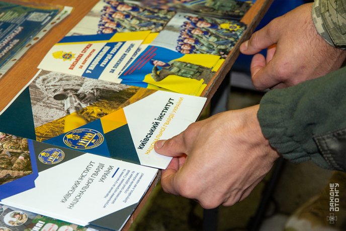 Нацгвардійці разом із вихованцями військового ліцею писали диктант єдності у Мукачеві – 06