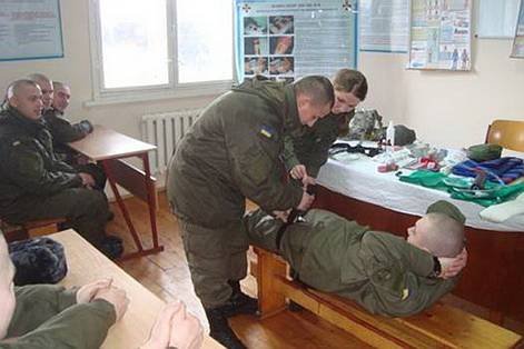 В Ужгороді у бійців Нацгвардії розпочалось навчання – 06