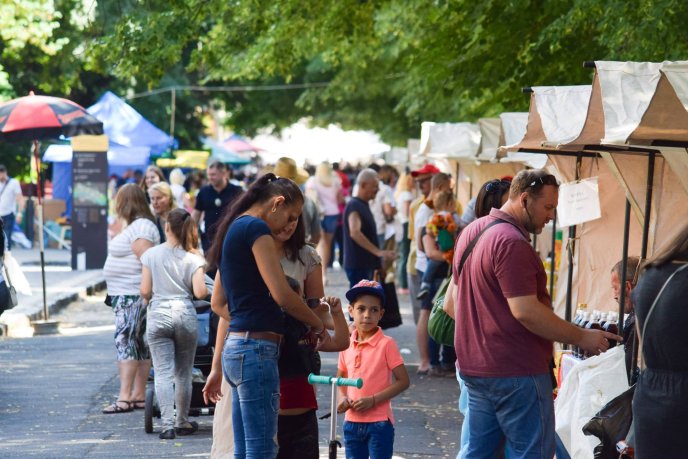 В Ужгороді на набережній Незалежності розпочався Петрівський ярмарок – 06