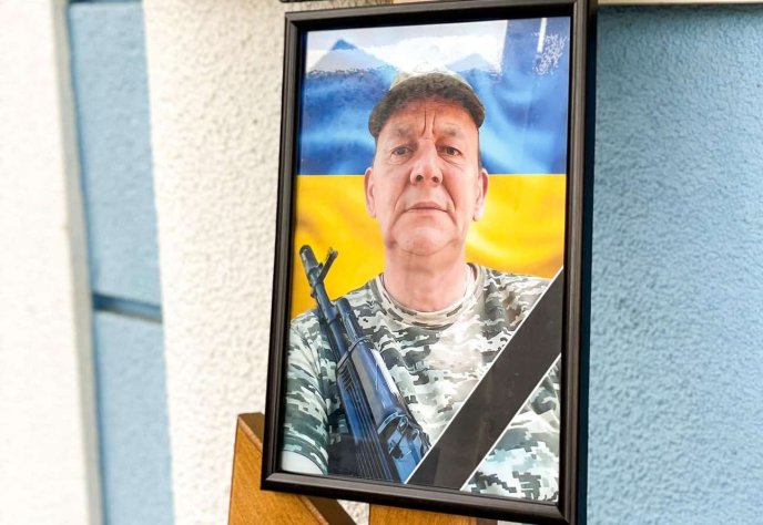 У Мукачеві в останню путь провели двох Героїв – 01