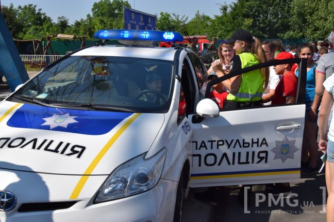 У парку "Перемоги" в Мукачеві влаштували свято для дітей – 05