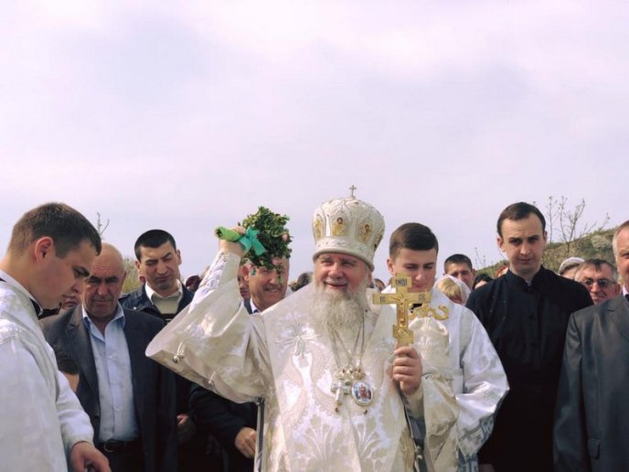 Архієпископ Феодор освятив на Закарпатті новий храм УПЦ – 03