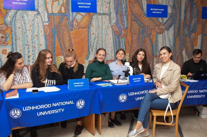 День відкритих дверей сьогодні відбувся в УжНУ – 03