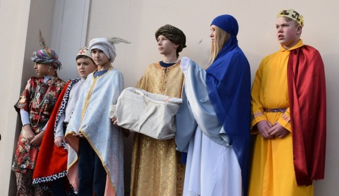На Театральній в Ужгороді влаштували вертепне дійство – 09
