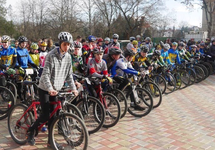 В Ужгороді відкрили туристичний велоцентр – 02