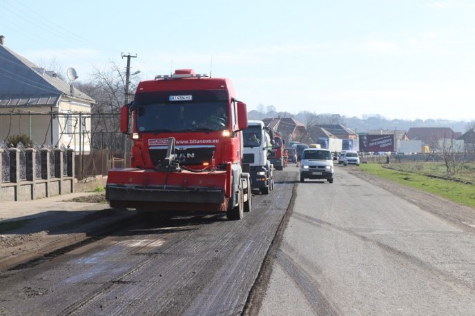 Дорогу з Мукачева до Хуста капітально відремонтують – 01 Дорогу з Мукачева до Хуста капітально відремонтують – 01