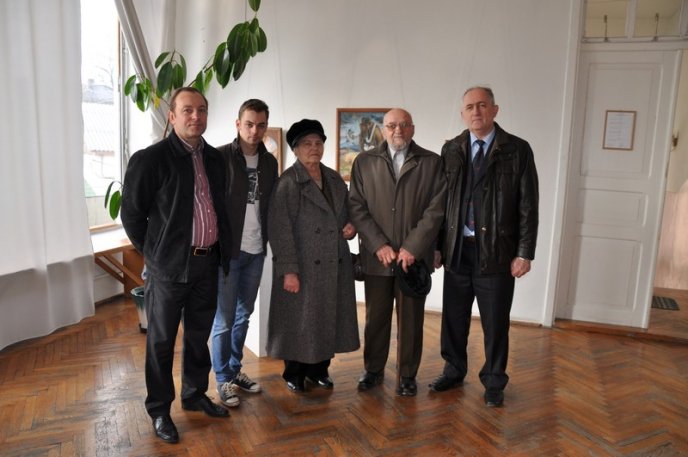 У Мукачеві відкрилась виставка студентів Закарпатського художнього інституту (ФОТОРЕПОРТАЖ) – 04