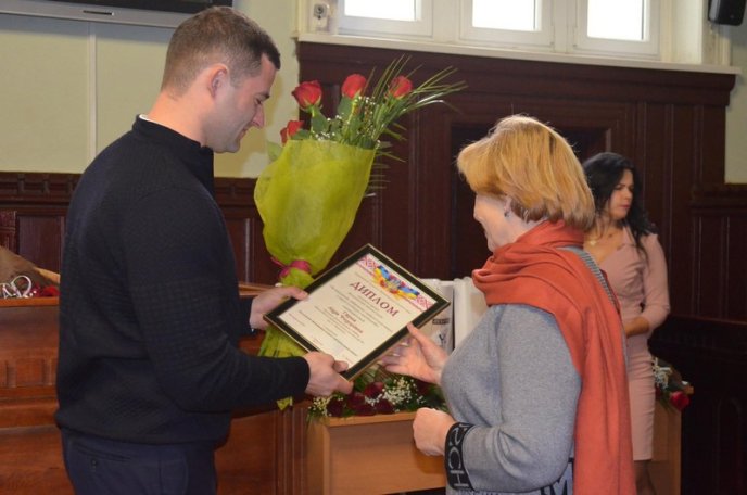 У Мукачеві нагородили переможців премії міської ради у галузі культури – 02