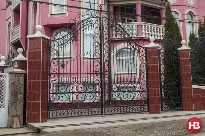 Як заробітчани перетворили невелике село на Закарпатті на елітне котеджне селище – 12