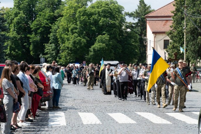 Закарпаття попрощалось із молодим захисником – 04