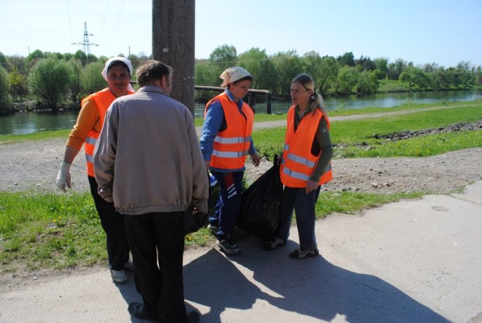 Мукачево почали робити чистим (ФОТОРЕПОРТАЖ) – 01