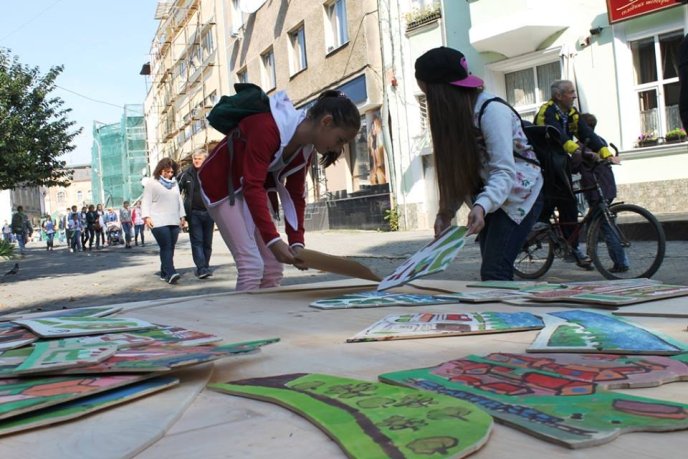 В рамках Дня міста Ужгород відбувся масштабний танцювальний флешмоб – 28
