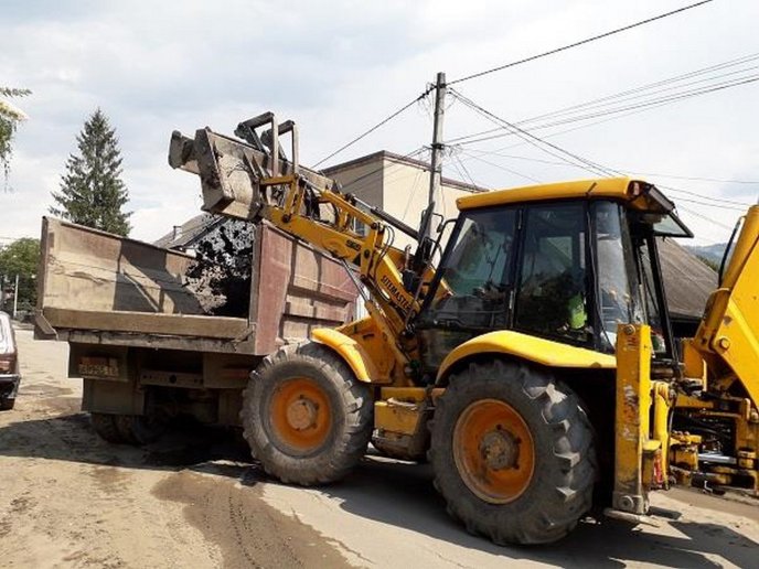 У Рахові продовжують ліквідовувати наслідки негоди – 04