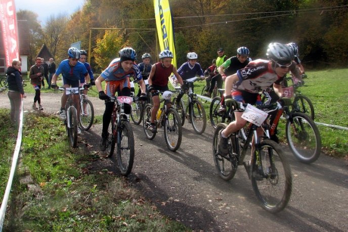 На відкритому чемпіонаті Закарпаття з "апхілу" мукачівці здобули найбільшу кількість перемог (ФОТО) – 05