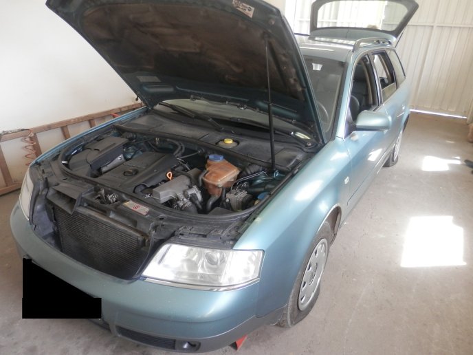 Закарпатські прикордонники затримали контрабандиста-румуна, у якого знайшли сигарети – 01