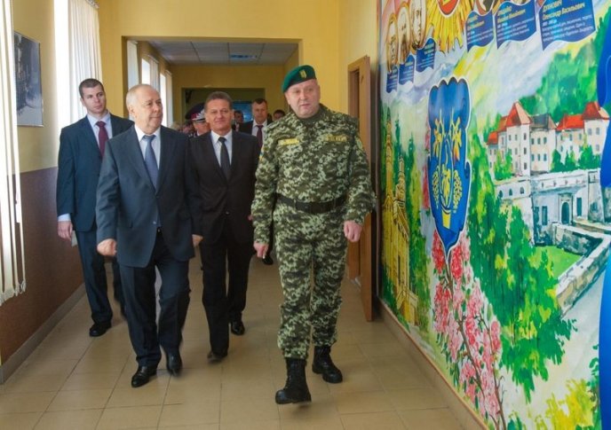 Під час візиту на Закарпаття Голова Верховної Ради України відвідав прикордонний підрозділ (ФОТО) – 03