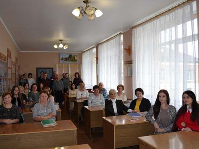 Народний депутат Василь Петьовка привітав працівників освіти Тячівського та Рахівського районів з професійним святом  – 11