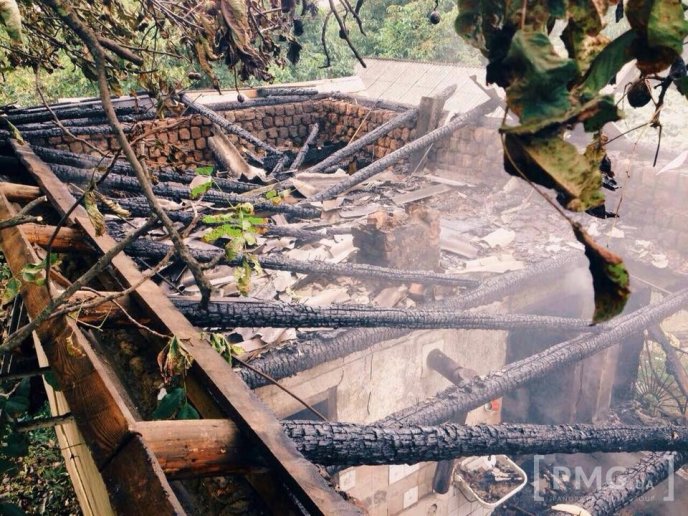 У селі Серне, що на Мукачівщині, горів житловий будинок – 03