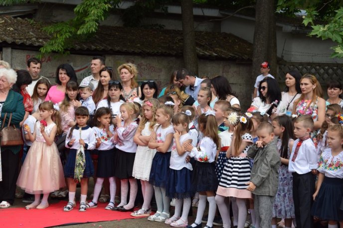 У школах Мукачева пролунав останній дзвінок – 67