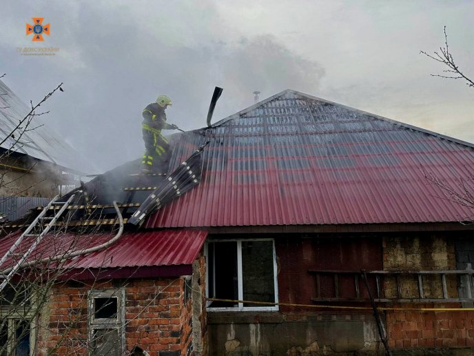 В Іршаві вранці горів будинок – 01 В Іршаві вранці горів будинок – 01