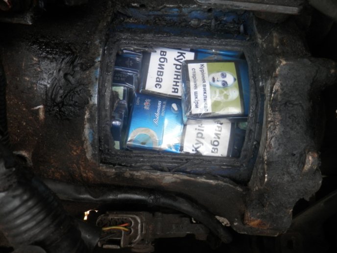 На Закарпатті у контрабандистів вилучили три іномарки – 14