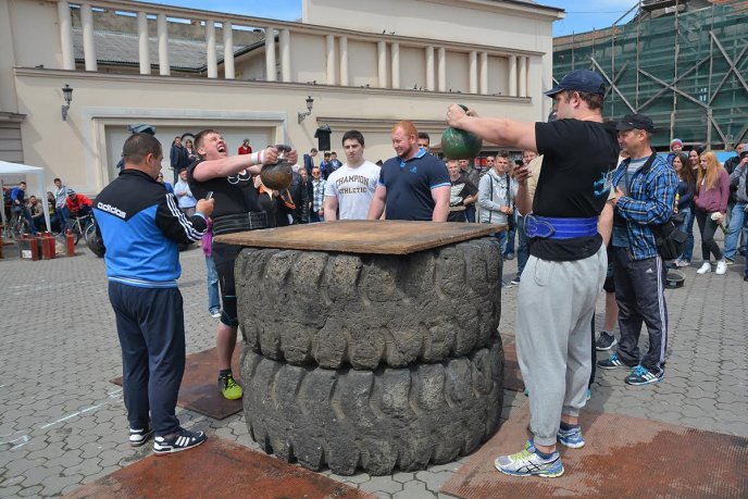 В Ужгороді змагались найсильніші юнаки Закарпаття – 19