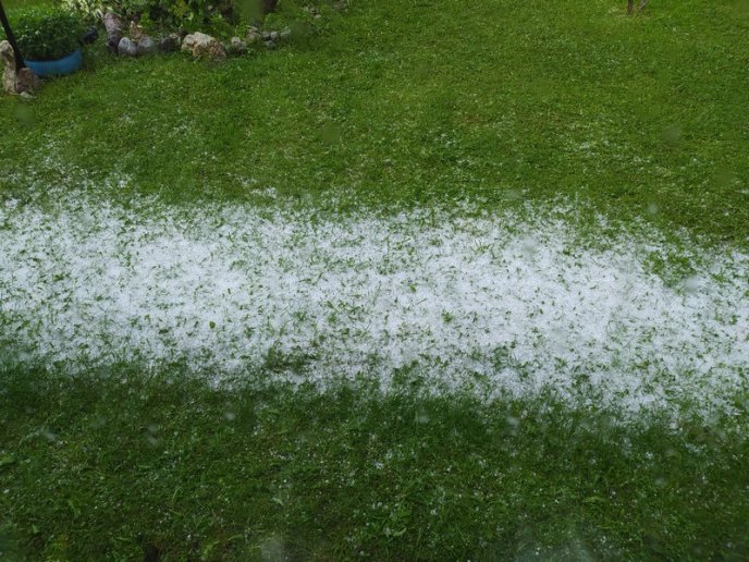 Негода на Закарпатті: село засипало градом – 02