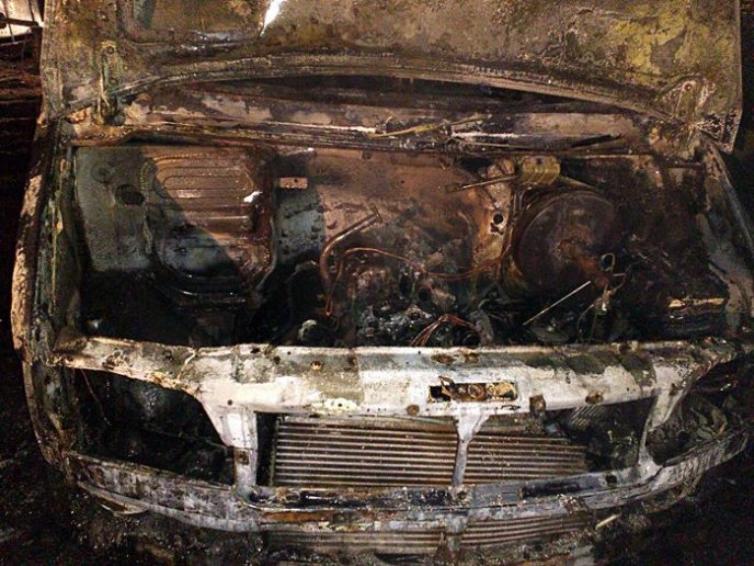 Вночі у Сваляві горіла маршрутка – 03 Вночі у Сваляві горіла маршрутка – 03