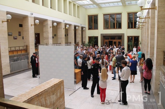 Як в Ужгороді відкривали набір в поліцію – 09