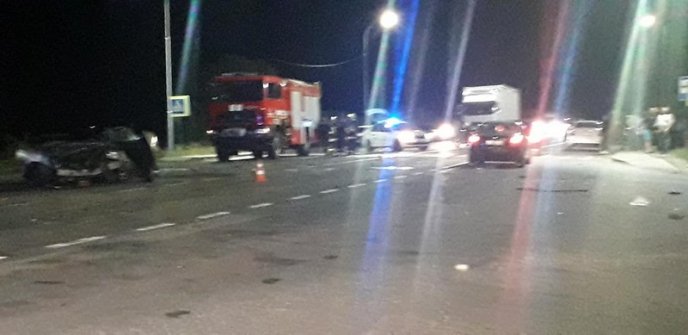 Аварія біля Зняцева: з’явились фото з місця ДТП – 04