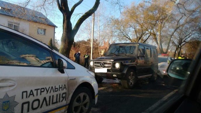 В Ужгороді серед дня викрали людину, – соцмережі – 01