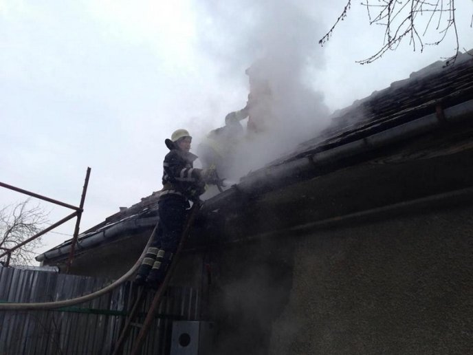 У Мукачеві горів будинок – 02