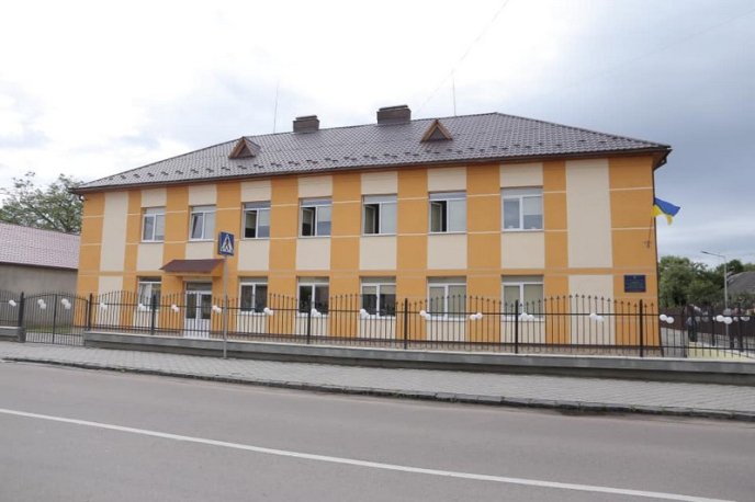 У Мукачеві урочисто відкрили новий корпус НВК "Гармонія" – 01