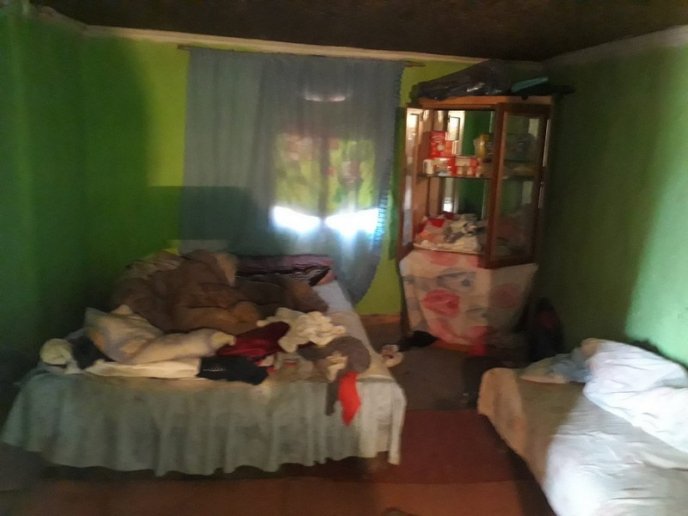 Як живуть роми в Мукачеві: шокуючі фото – 11