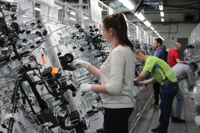 Як в Ужгороді виготовляють якісну кабельну продукцію для світових автобрендів – 11