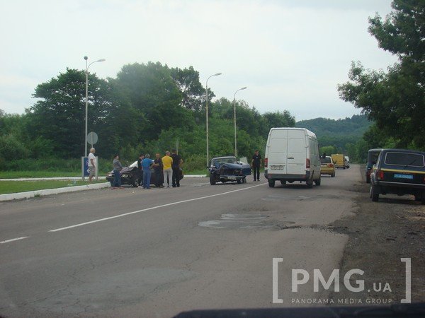 На виїзді з Мукачева у ДТП потрапили два автомобілі "ВАЗ" – 08