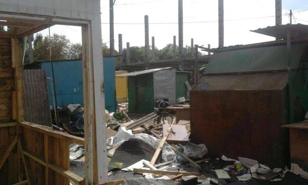 В Ужгороді почали зносити ринок "Білочка"  – 02