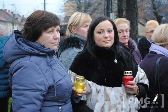 Мукачівці вшанували пам’ять жертв Голодоморів 1932-33-х років – 04