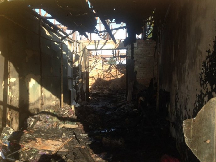 На вулиці Верді у Мукачеві: знищено меблі, комп’ютерну техніку та весільні аксесуари – 03