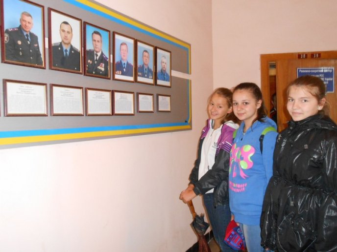 Мукачівські школярі відвідали міськвідділ міліції (ФОТО) – 07