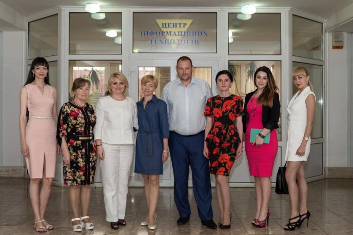 Адвокати Закарпаття зібрались в Ужгороді на семінарі для підвищення професійної майстерності – 09