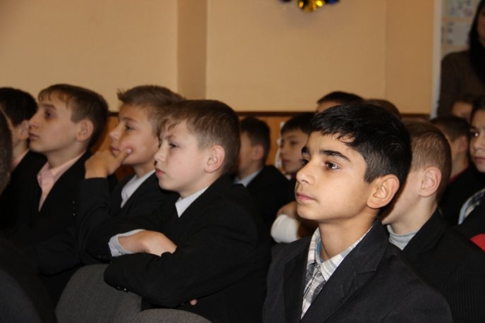 Вихованці Великоберезнянської школи-інтернат отримали подарунки від святого Миколая – 16