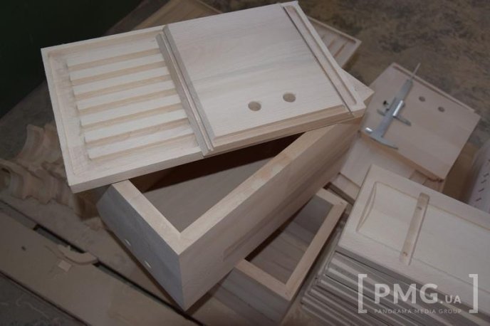 У Мукачеві виготовляють неймовірні дерев’яні вироби, які чудово впишуться в будь-який інтер’єр – 09