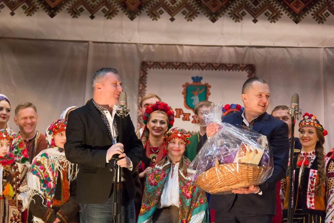 Хор імені Верьовки привіз у Рахів різдвяний концерт – 06