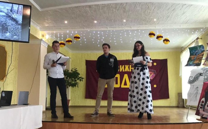 У торговельно-економічному коледжі Мукачева відзначили мистецьки обдаровану молодь – 03