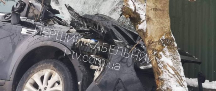 На Хустщині сталась ДТП: постраждала дівчина – 02