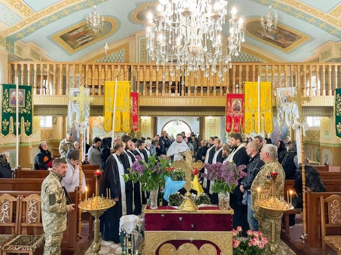 Мукачево попрощалося з полеглим Героєм – 02