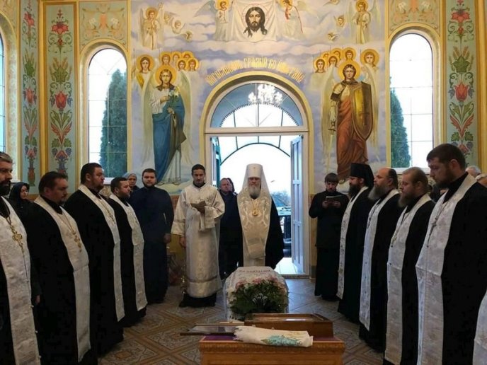 Сьогодні поховають 12-річного Василька Легача – 03